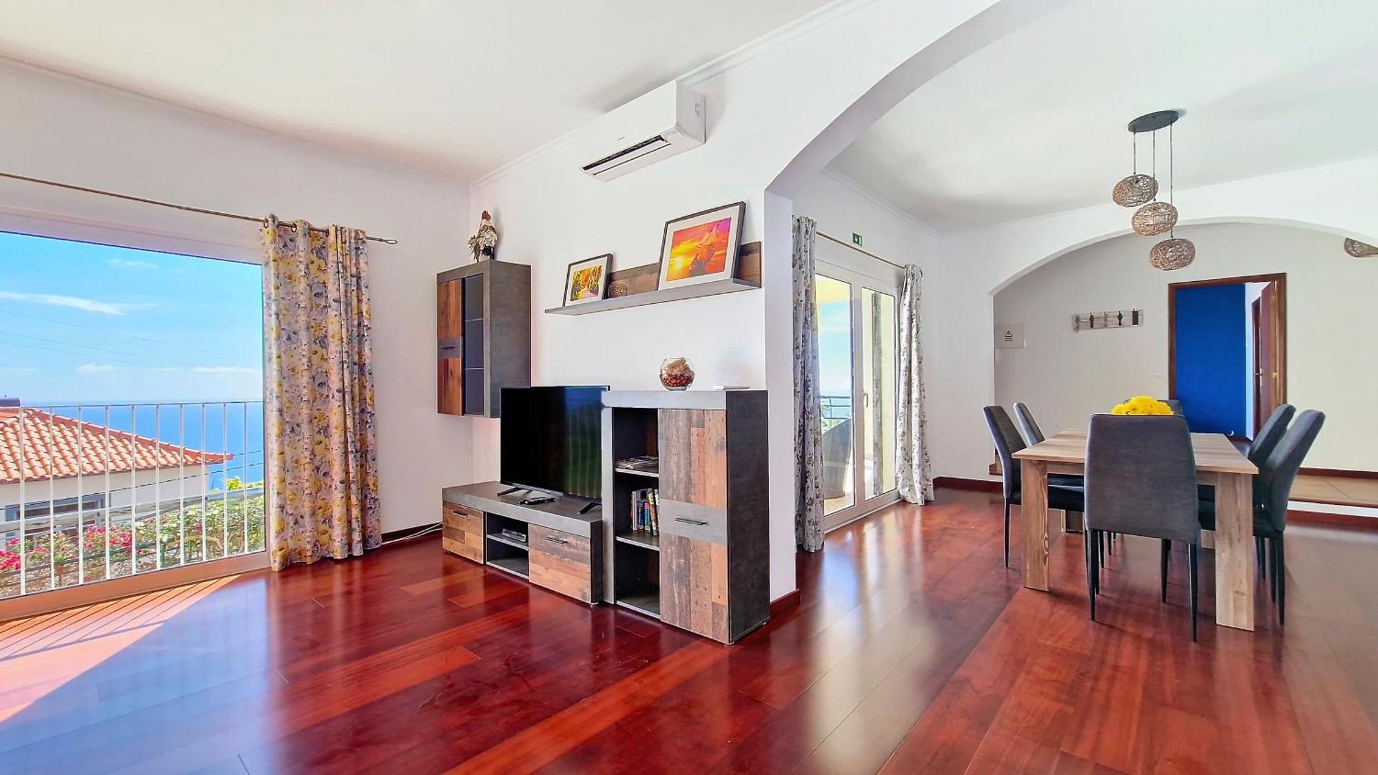 Casa Eleanor By Lovelystay Calheta  Esterno foto