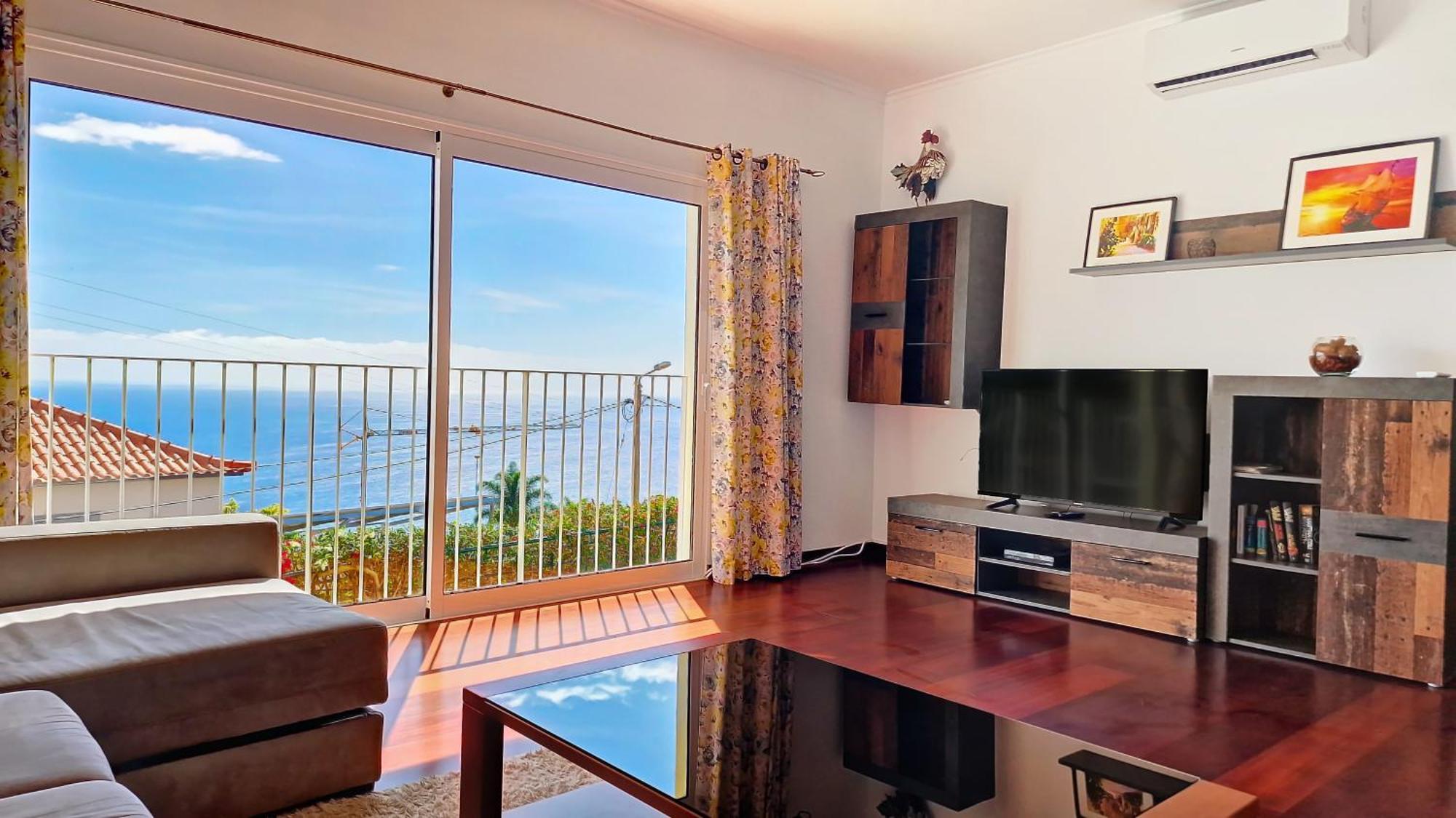 Casa Eleanor By Lovelystay Calheta  Esterno foto