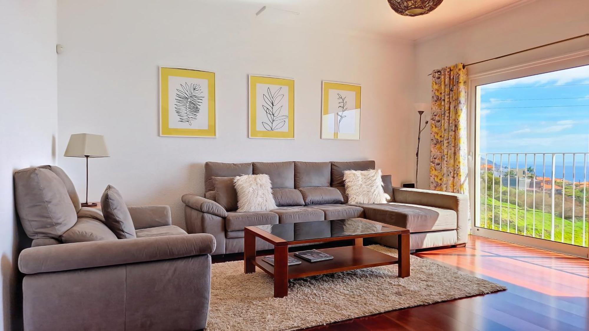 Casa Eleanor By Lovelystay Calheta  Esterno foto