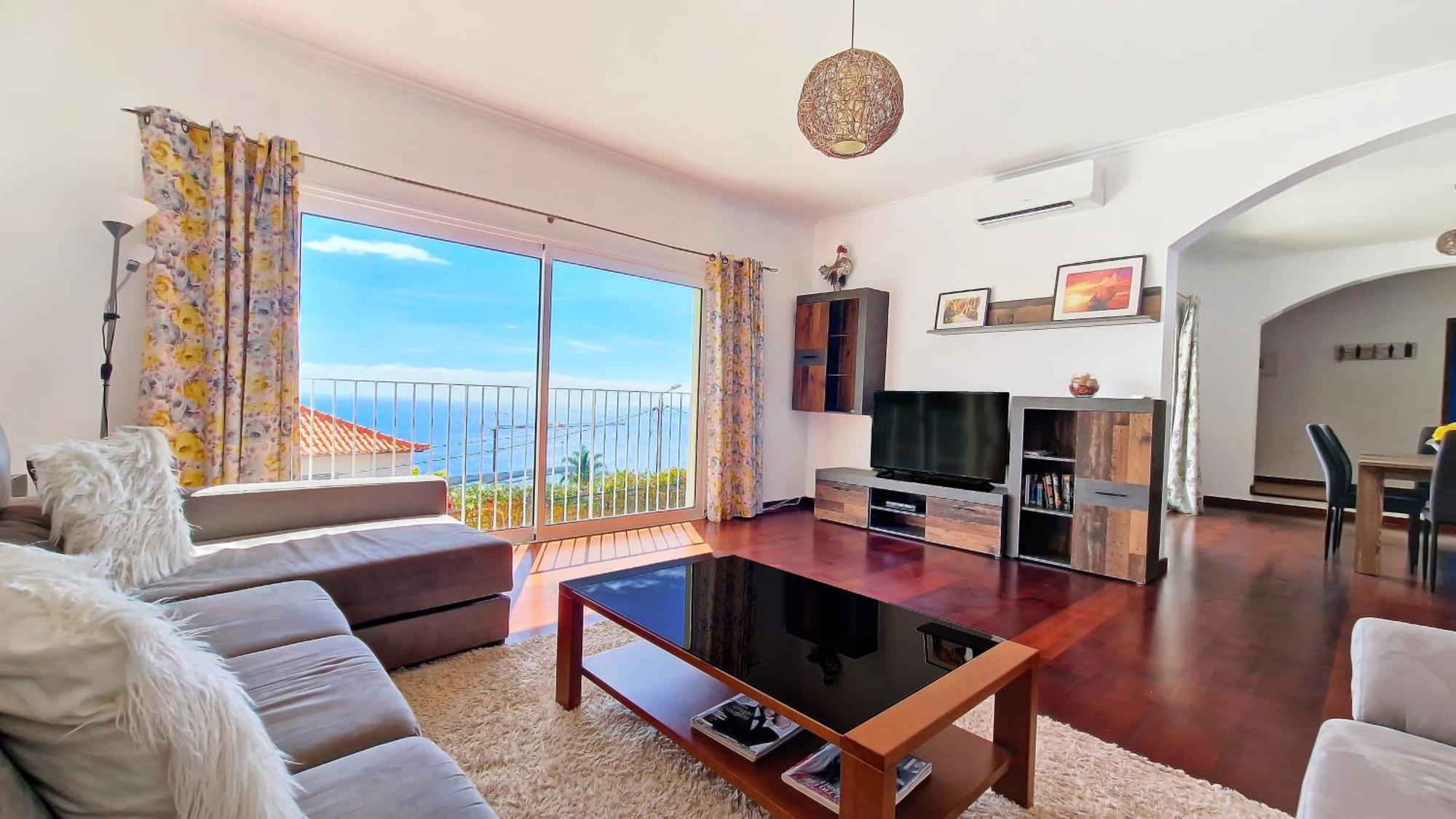 Casa Eleanor By Lovelystay Calheta  Esterno foto