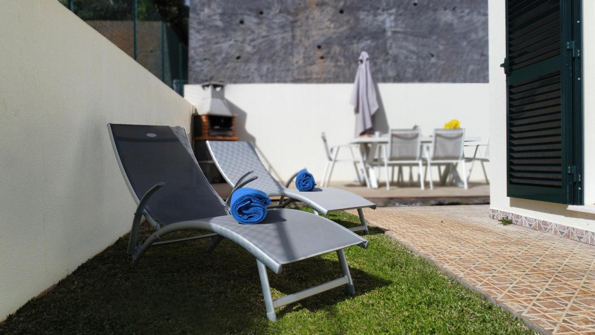 Casa Eleanor By Lovelystay Calheta  Esterno foto