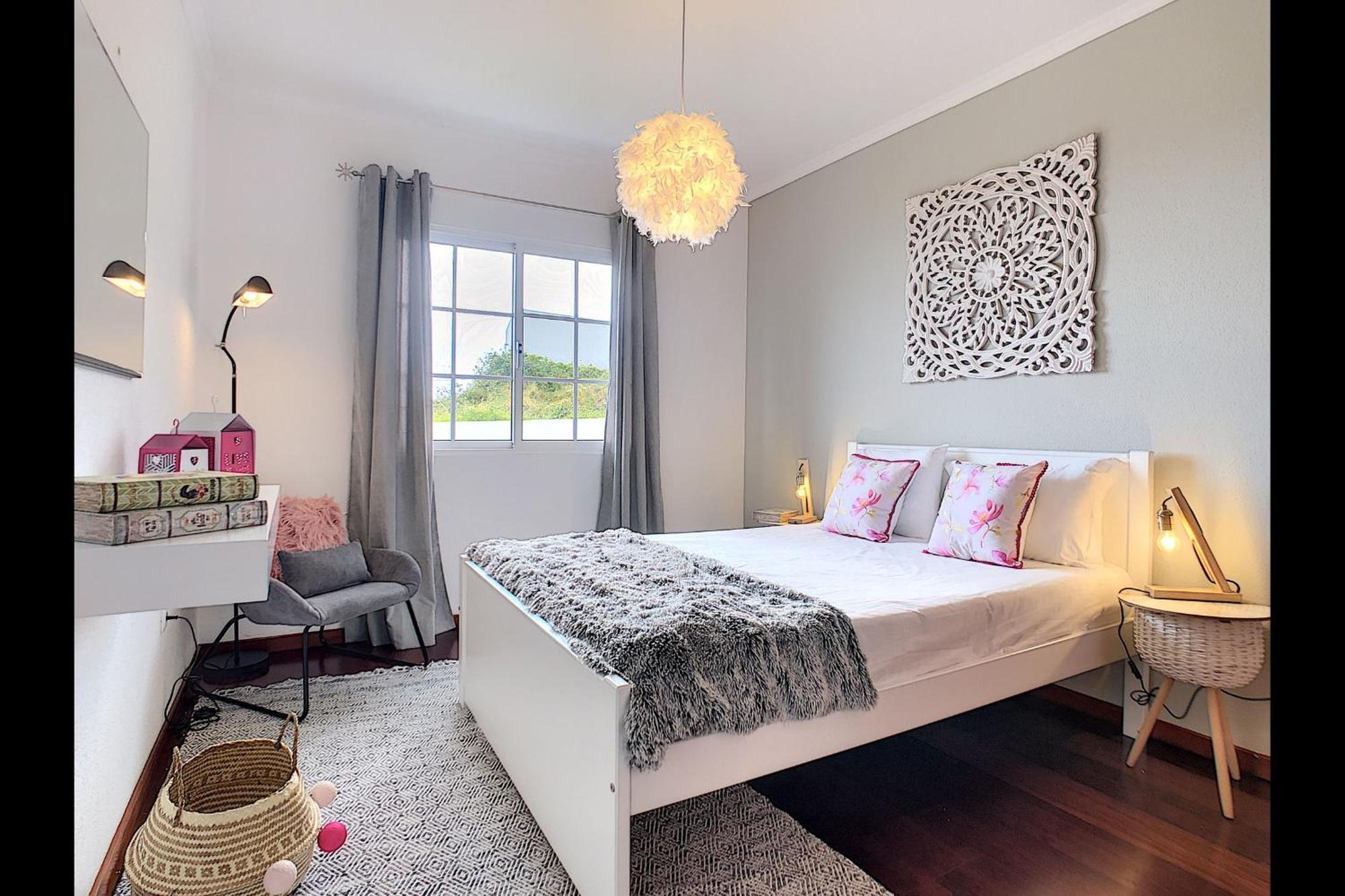 Casa Eleanor By Lovelystay Calheta  Esterno foto
