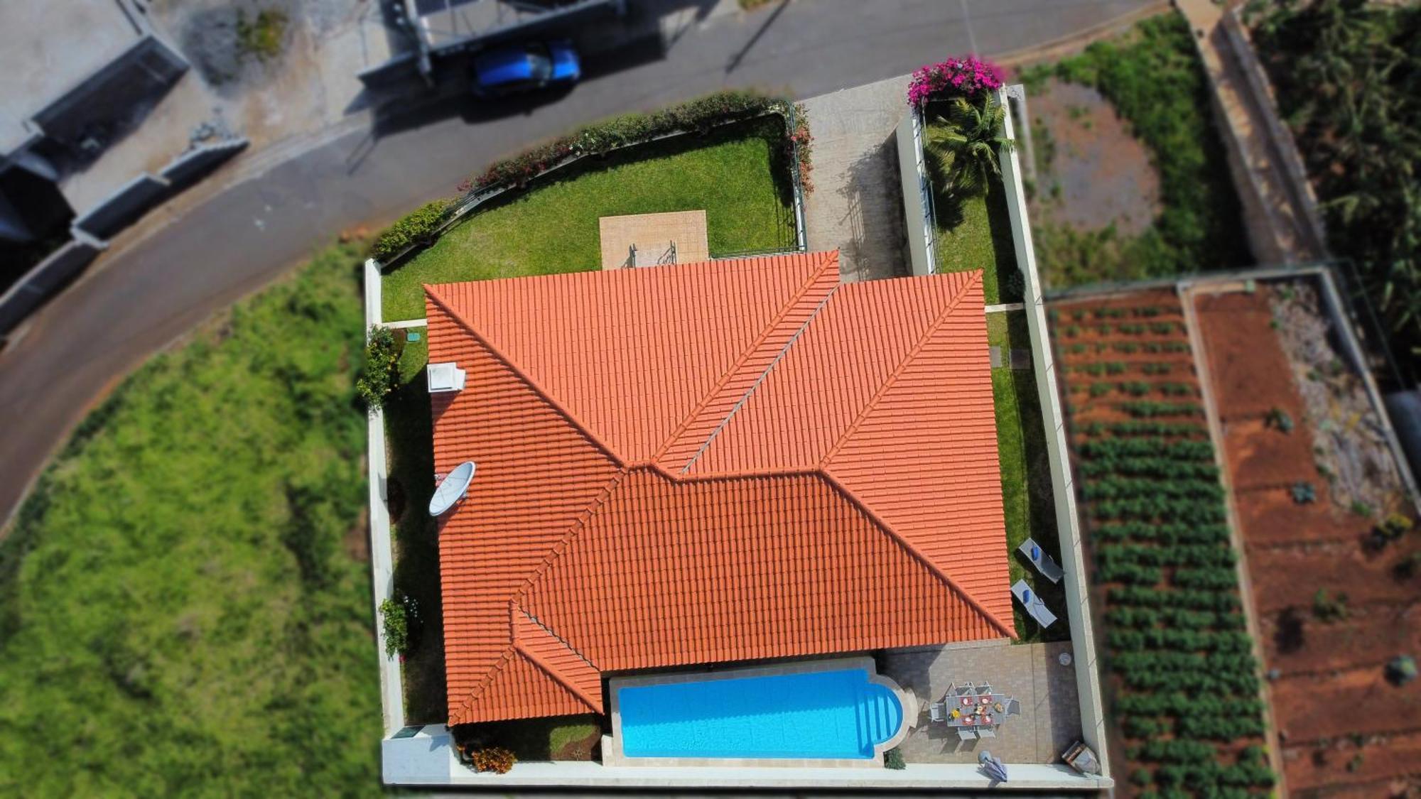 Casa Eleanor By Lovelystay Calheta  Esterno foto